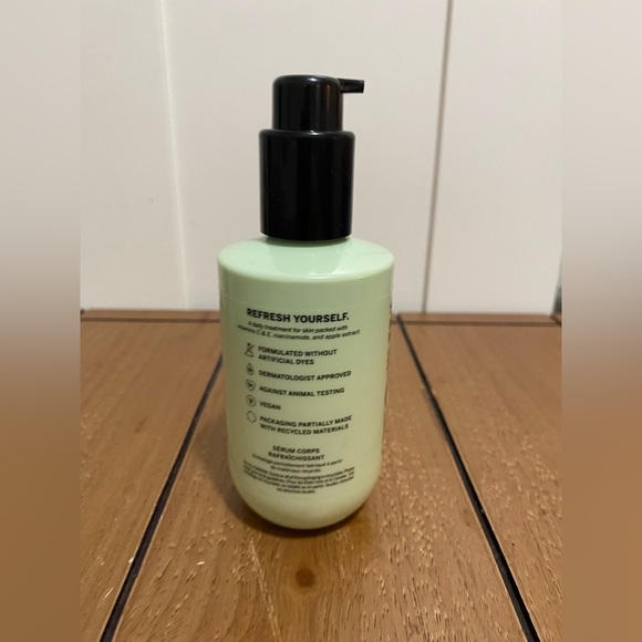 NEW VICTORIA’S SECRET Cucumber Body Serum - Picture 3 of 4